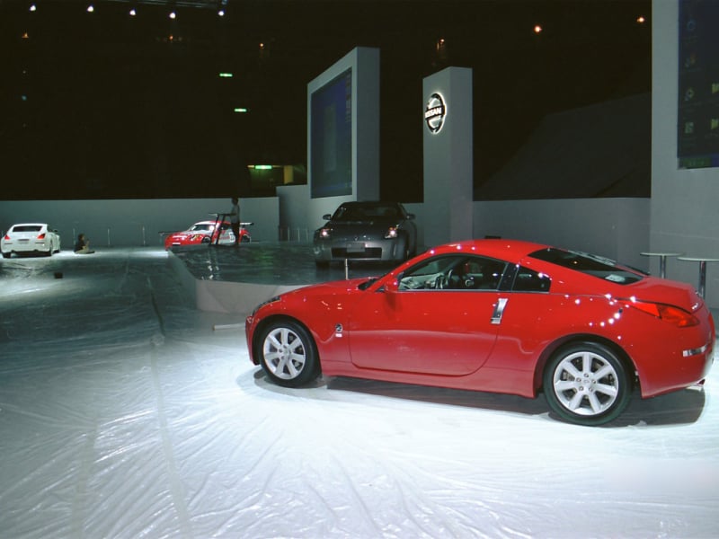 新車発表会2002展示車両仕上げ日産フェアレディーZ33