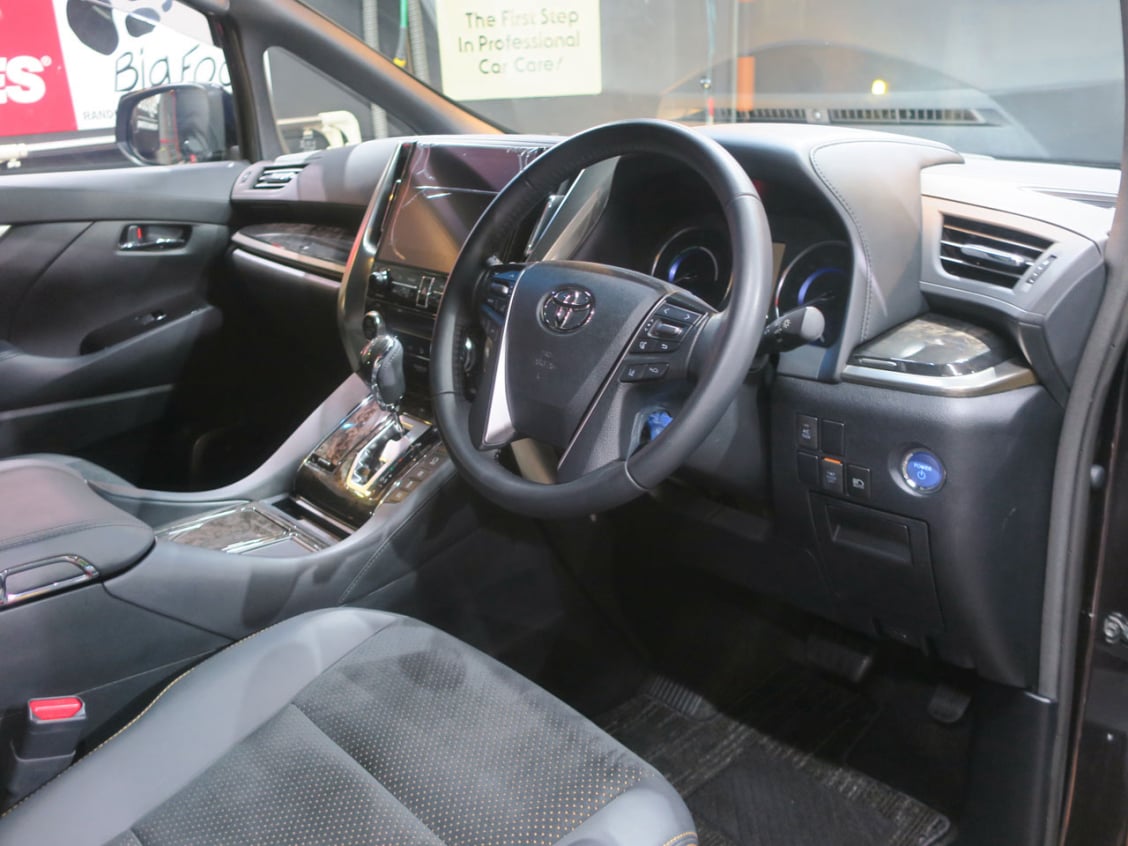 ベリテック 車内クリーニング